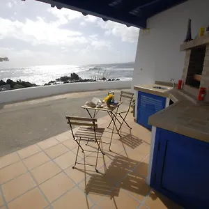 punta-mujeres-casitas-del-mar.in-canary-islands.com/